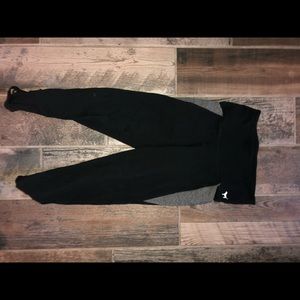 Victoria’s Secret PINK strappy pocket crop